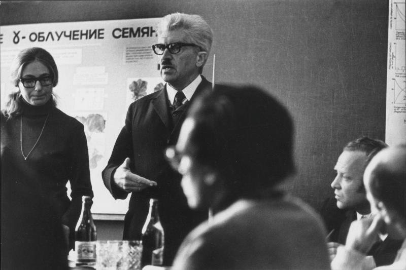 Лекция, 1975 год, Московская обл., г. Пущино