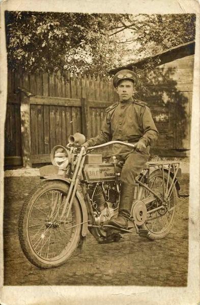 Мотоциклист, 1910-е