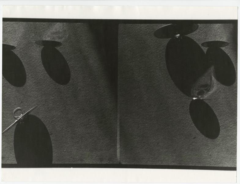 Натюрморт, 1995 год, г. Москва. Видеолекция «Александр Слюсарев. Метафизика света» с этой фотографией.