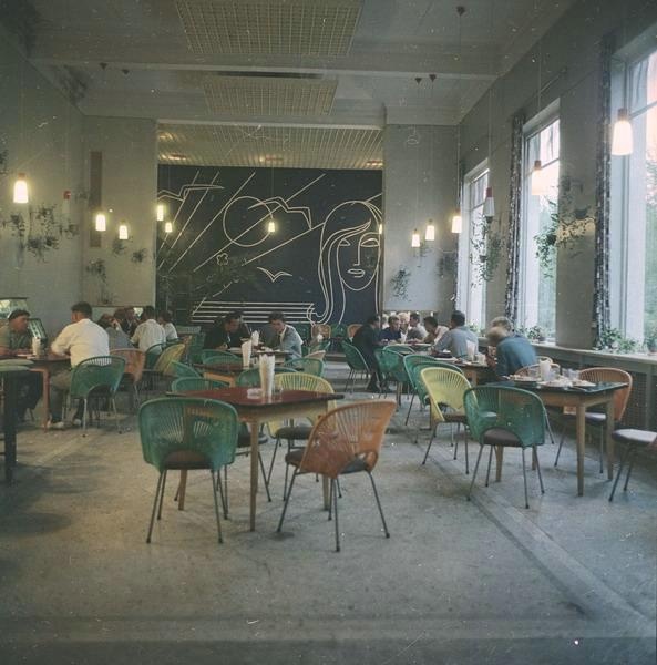 В кафе «Молодость», 1967 год, Волгоградская обл., г. Волжский