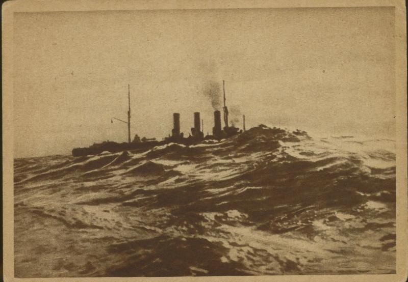 Крейсер «Аврора» в шторм, 1930-е. Видео «Крейсер "Аврора"» с этой фотографией.