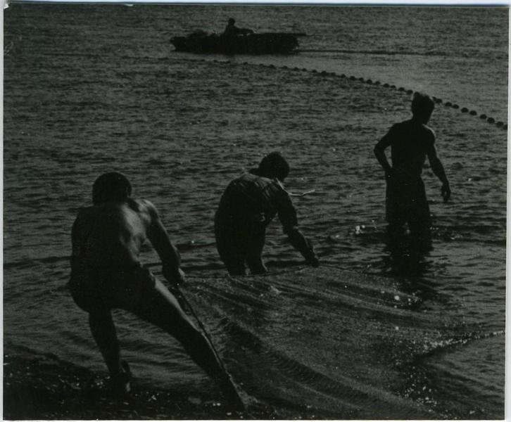 Рыбаки, 1983 год. Выставка «15 лучших фотографий Сергея Бурасовского» с этой фотографией.&nbsp;