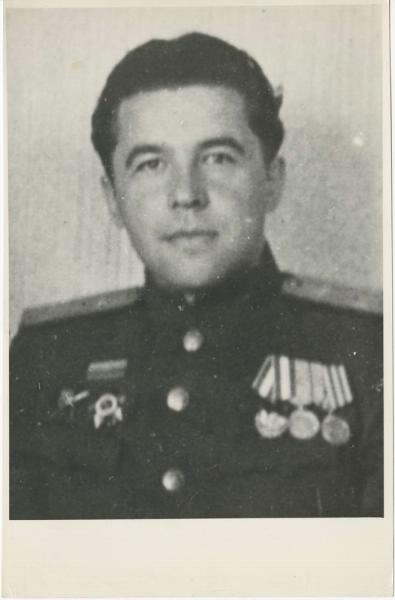 Портрет офицера, 1940-е