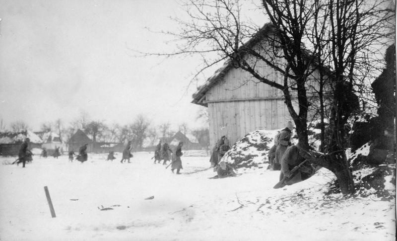 Стрелки в цепи, 1915 год