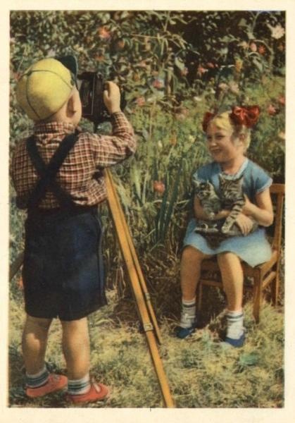 «Внимание, снимаю!», 1958 год. Видео «Цветы жизни» с этой фотографией.&nbsp;