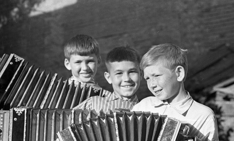 Саратовская гармошка, 1972 год