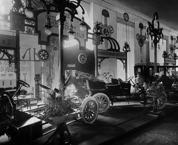 Экспонаты немецких фирм на Первой автомобильной выставке, май 1907, г. Санкт-Петербург