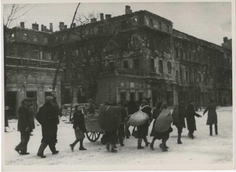 Возвращение, 1941 - 1945