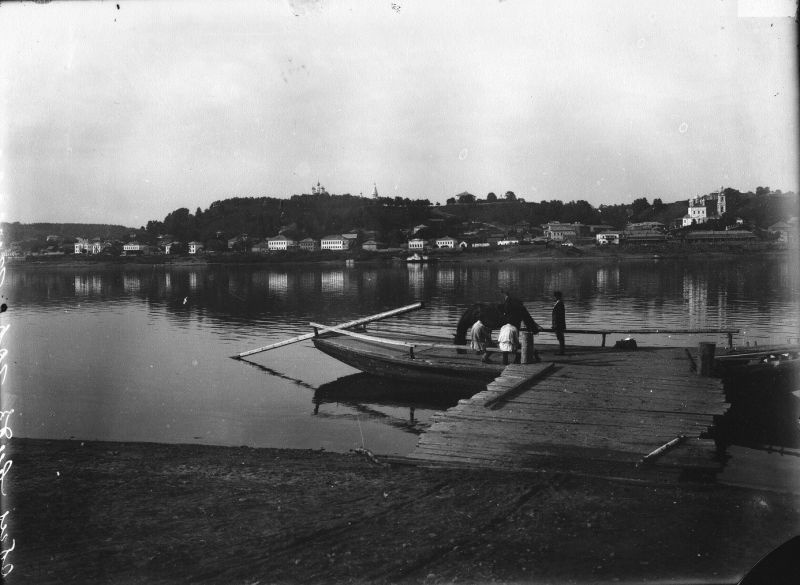 Вид на город Плес с Волги, 1900-е, Костромская губ., г. Плес