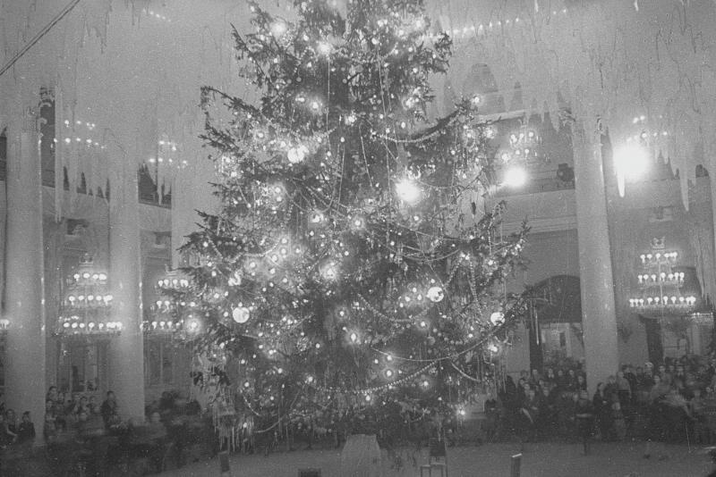 Новогодняя елка в Колонном зале Дома Союзов, 1940 год, г. Москва