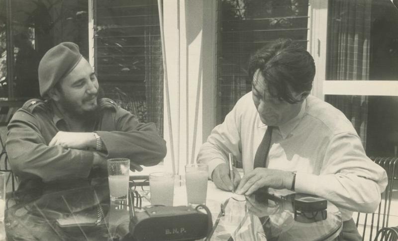 Фидель Кастро и Борис Полевой в редакции «Юности», 1963 - 1969. Видео «"Юность" была у всех»,&nbsp;«Борис Полевой» с этой фотографией.