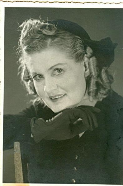Актриса Евдокия Лебедева, 1940-е