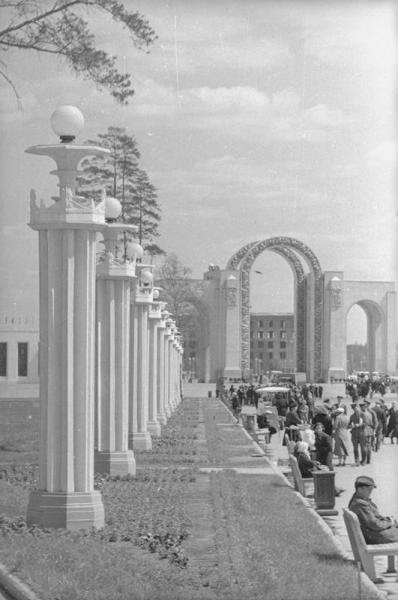 ВСХВ. Главный вход, 1939 год, г. Москва