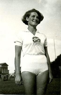 Студентка Н. Кухаркина, 1935 год