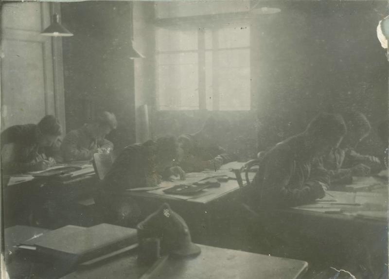 На занятиях, 1930-е