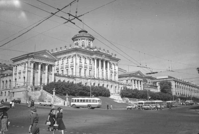 Пашков дом, 1955 - 1965, г. Москва. Выставка «Библиотеки»&nbsp;и видео «Ленинка» с этой фотографией. 