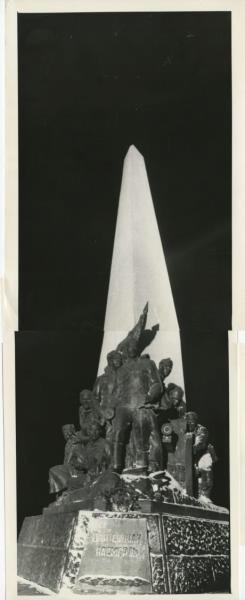 Обелиск «Они стояли насмерть», 1970-е