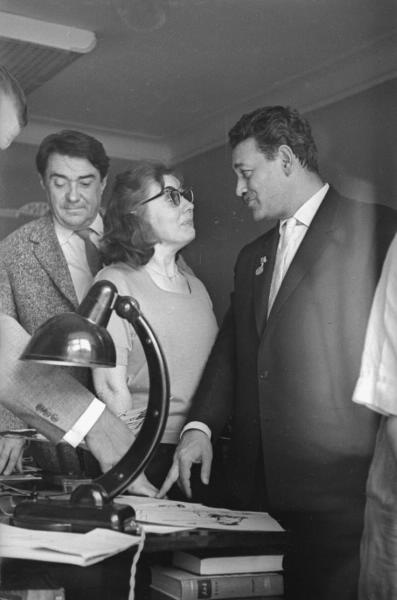 Борис Полевой и Манолис Глезос в редакции «Юности», 1967 год, г. Москва