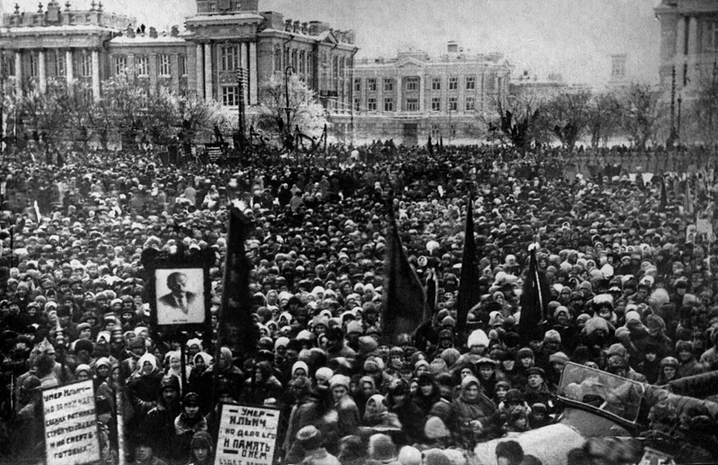 Траурный митинг памяти Владимира Ленина, январь 1924, г. Саратов
