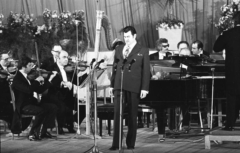 Выступление певца Бориса Штоколова, 1970-е