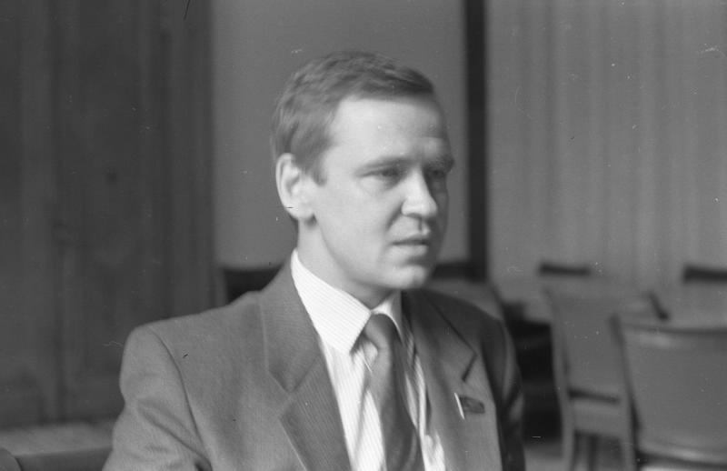 Сергей Станкевич в Моссовете, 1987 год