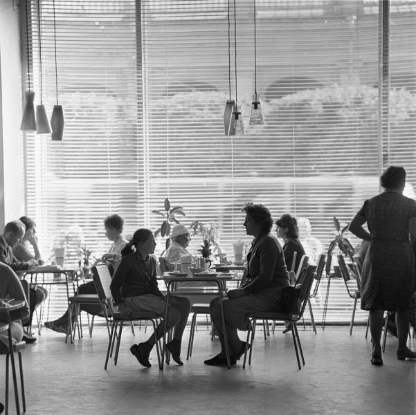 В кафе «Север», 1966 год, г. Ленинград
