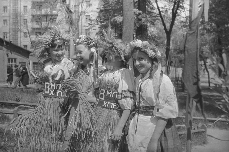 Праздник урожая, 1937 год